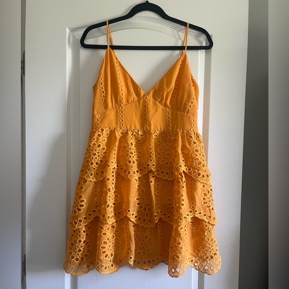 Lovers and Friends Doreen dress - Picture 3 of 8